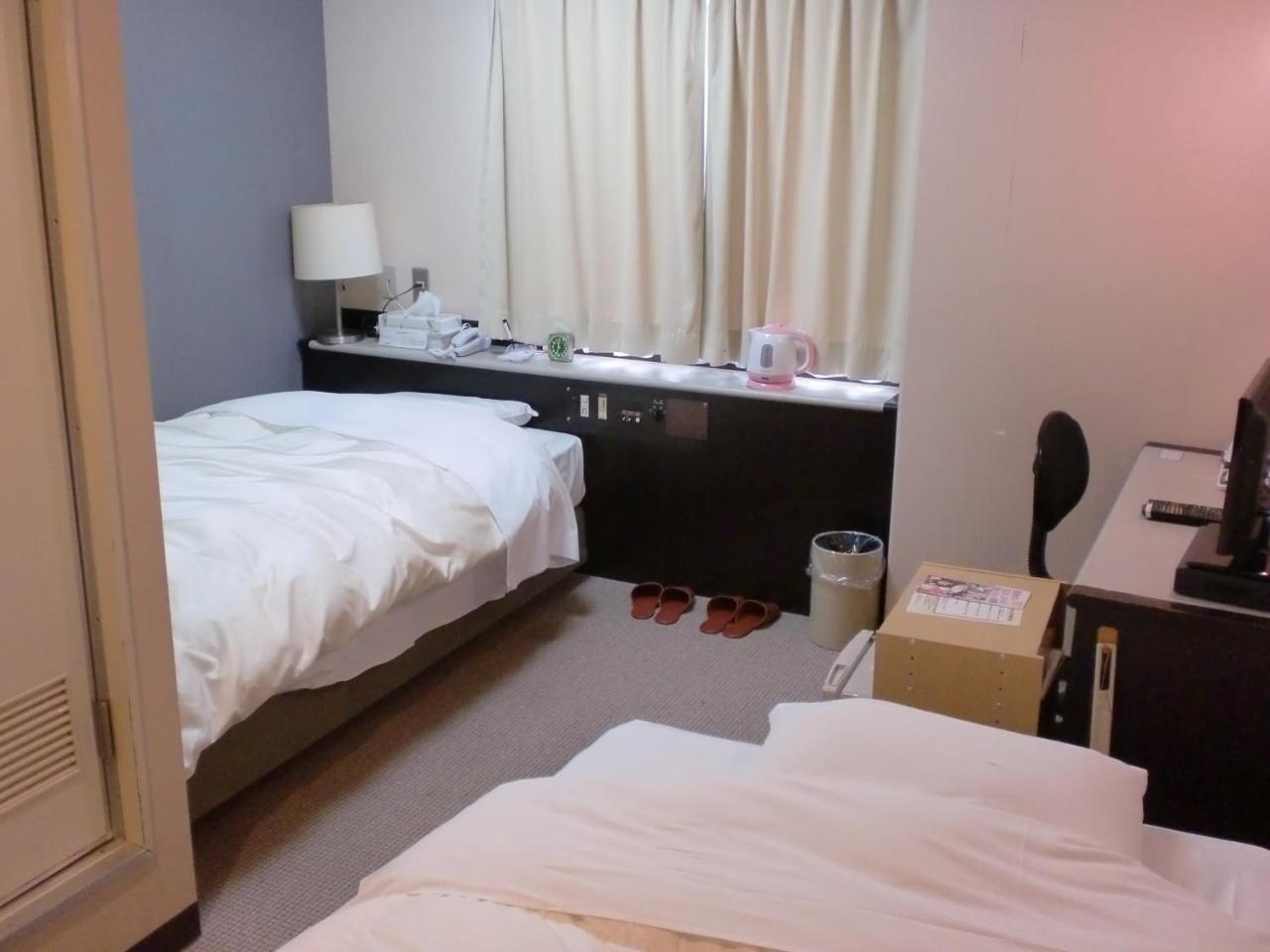 Tsuyama Central Hotel Townhouse Екстер'єр фото